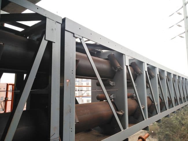 Băng tải ống quặng có công suất lớn nhất Trung Quốc tại Cảng Lanshan, Nhật Chiếu