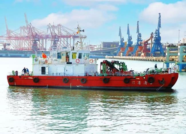 Cảng Nhật Chiếu - Tàu thu gom dầu tràn 130 m³
