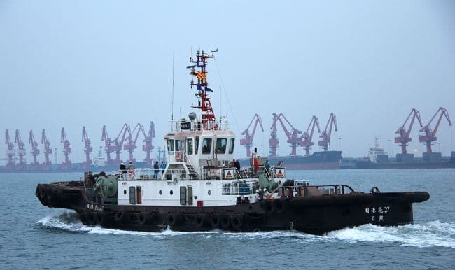 Cảng Nhật Chiếu - Tàu kéo Rigang 27