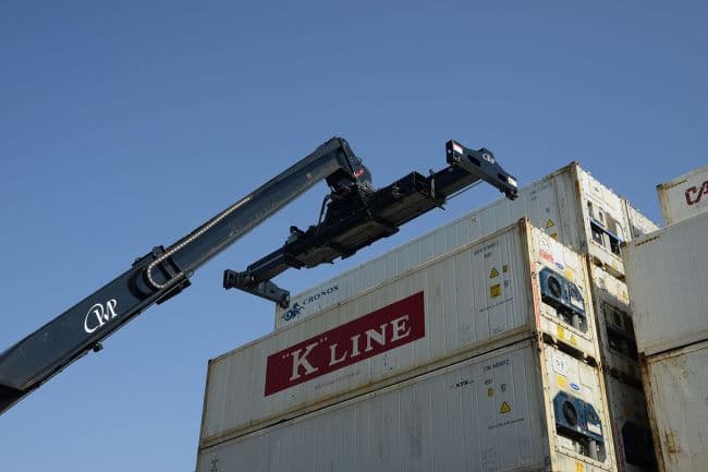 Xe nâng container điện của Tập đoàn Logistics Cảng Sơn Đông
