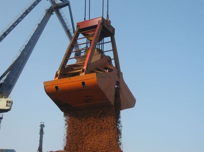Gầu ngoạm quặng 40 tấn