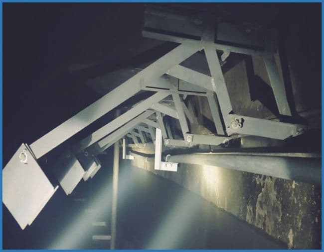 Sửa chữa bồn chứa - tháo và thay bộ gạt sáp
