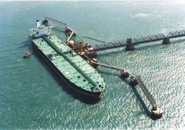 Cần xuất nhập dầu thô