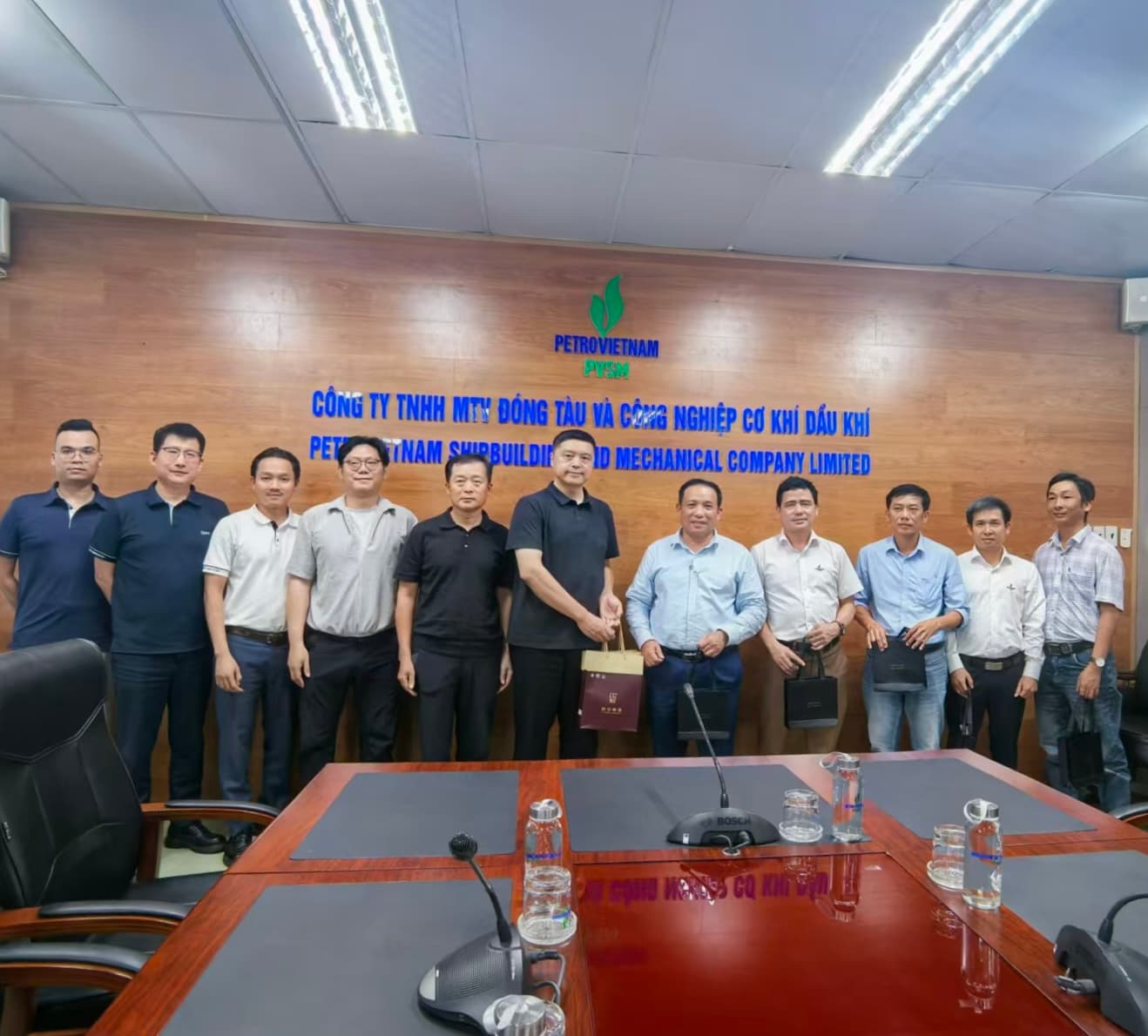 Representatives of Shandong Port Group and PVSM at Dung Quat Shipyard on July 29, 2026