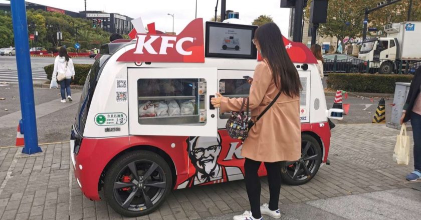 KFC triển khai hàng loạt ‘xe tải thức ăn’ tự động 5G