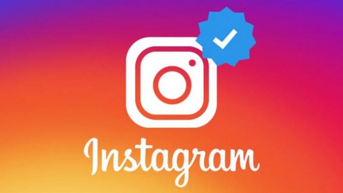Cách xác minh trên Instagram để có biểu tượng tích xanh